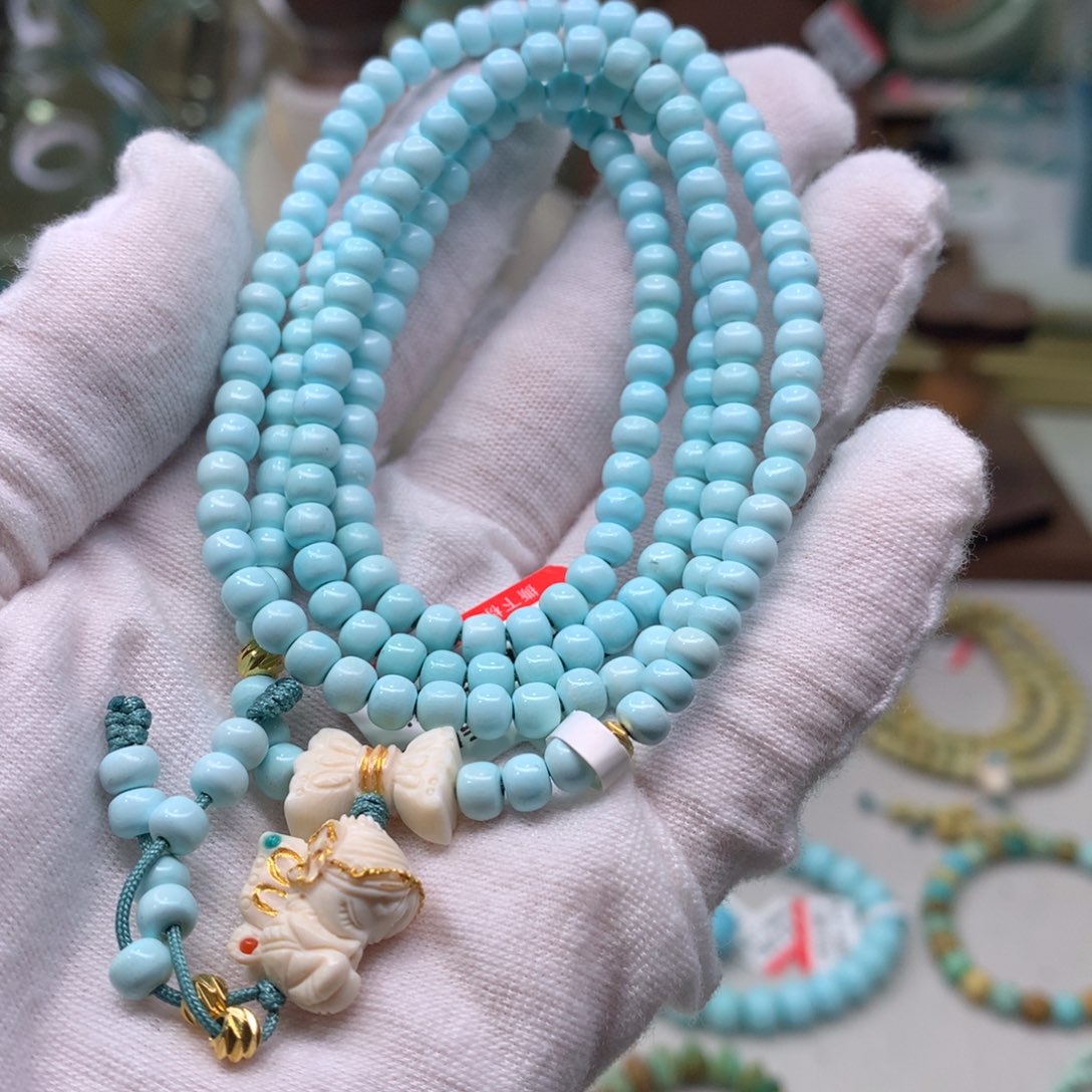 绿松石配饰未镶嵌