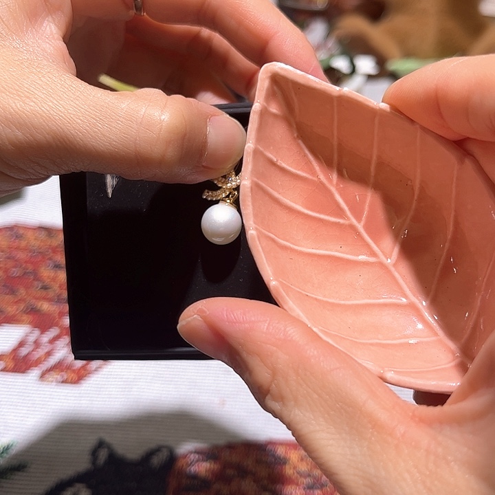 瓷片Fkkgjjhjkkhjkkjj