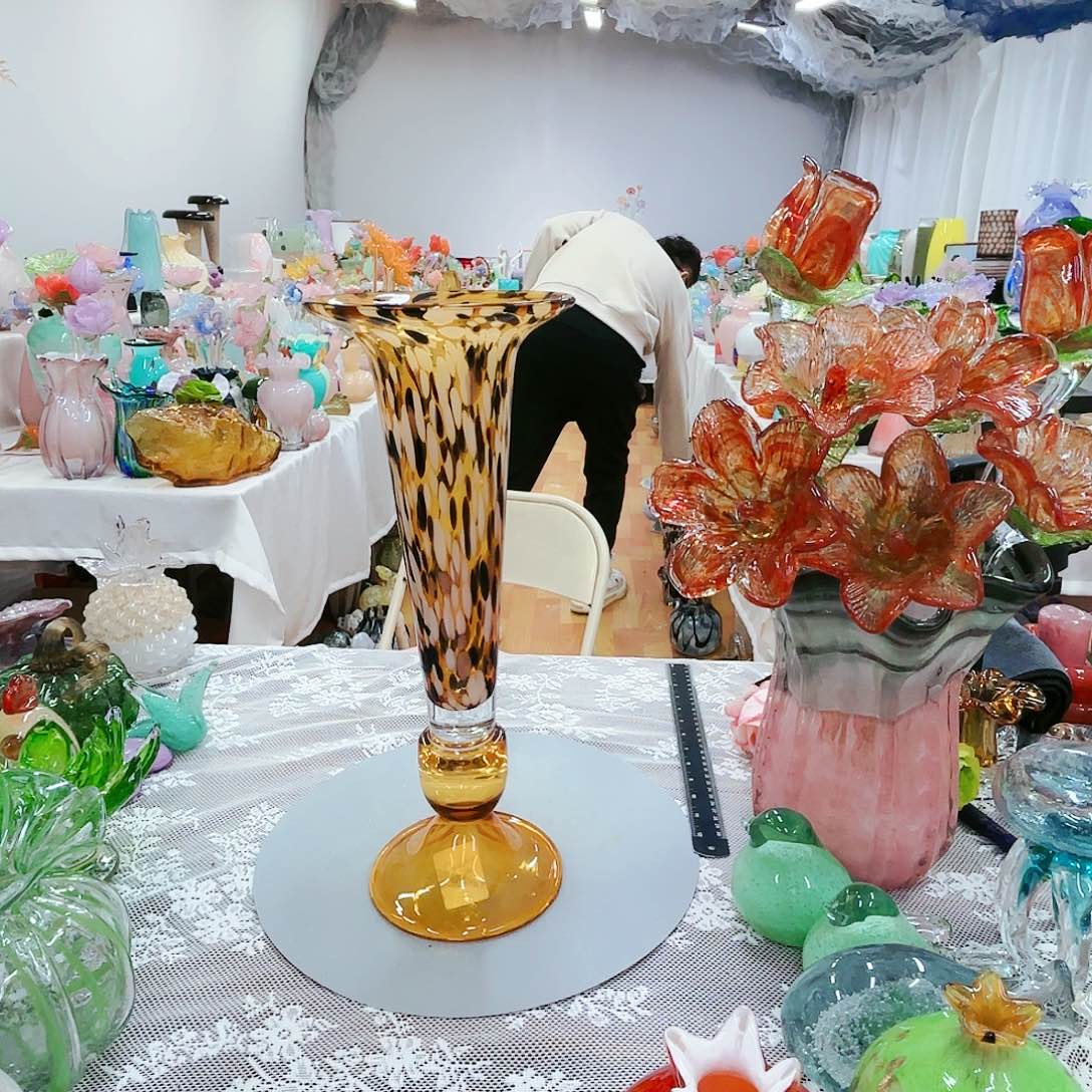 琉璃花瓶直播福利不退不换