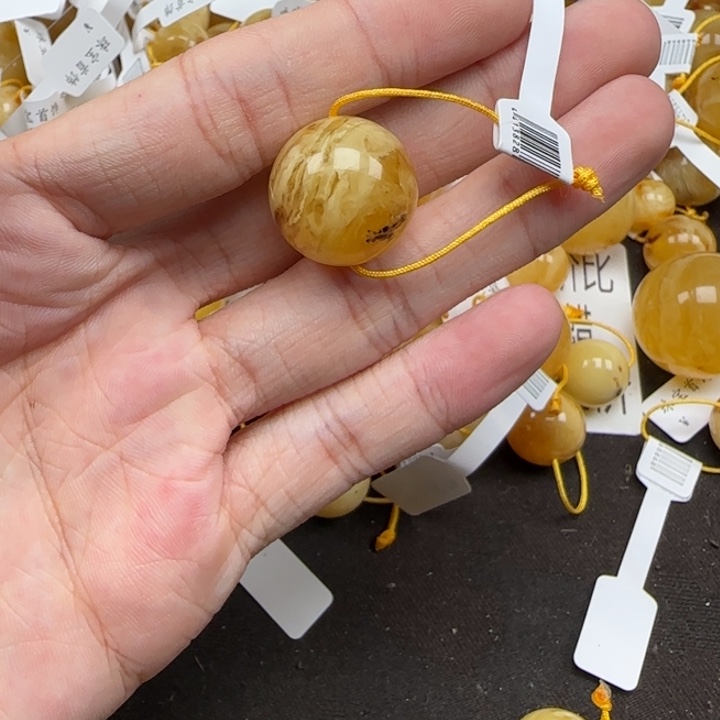 蜜蜡未镶嵌珠宝奇石天然153