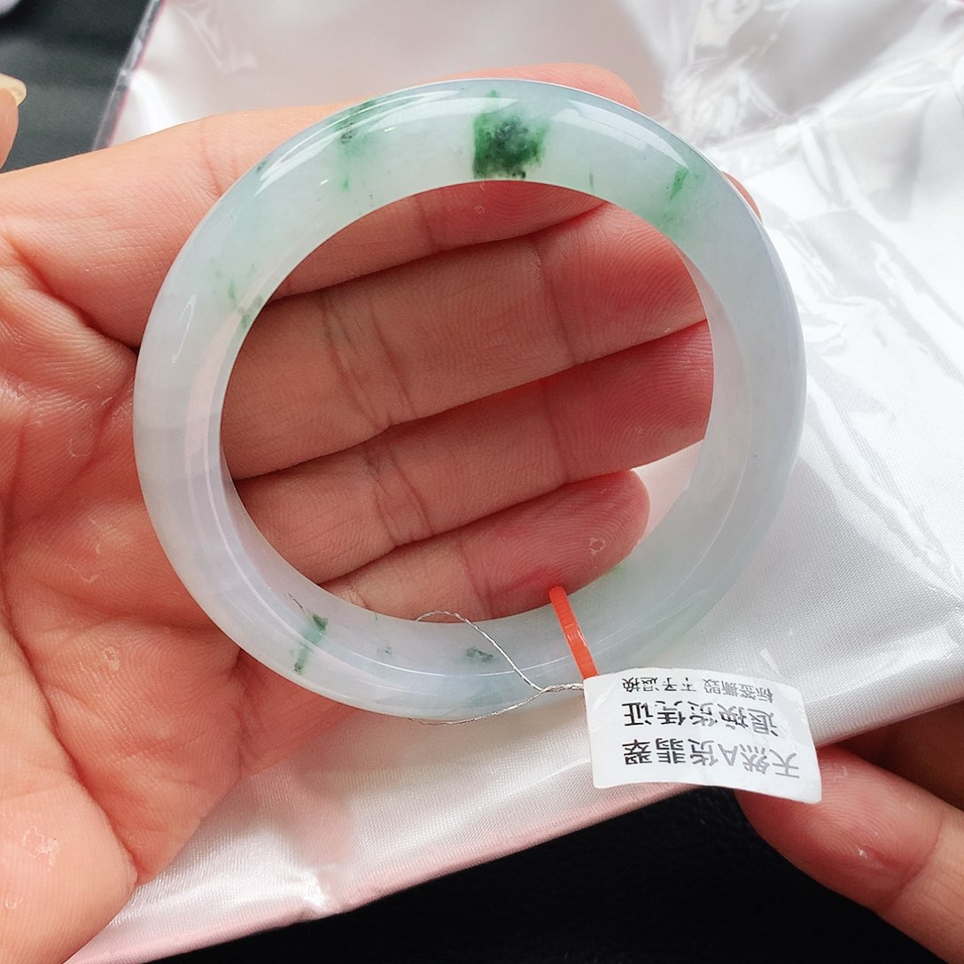 翡翠手镯未镶嵌0*天然翡翠手镯