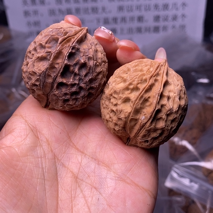核桃云南野生铁核桃85号38mm