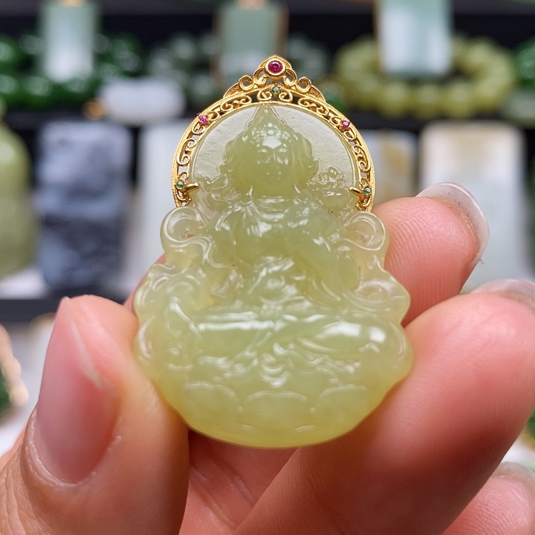 和田玉颈饰18K金镶嵌