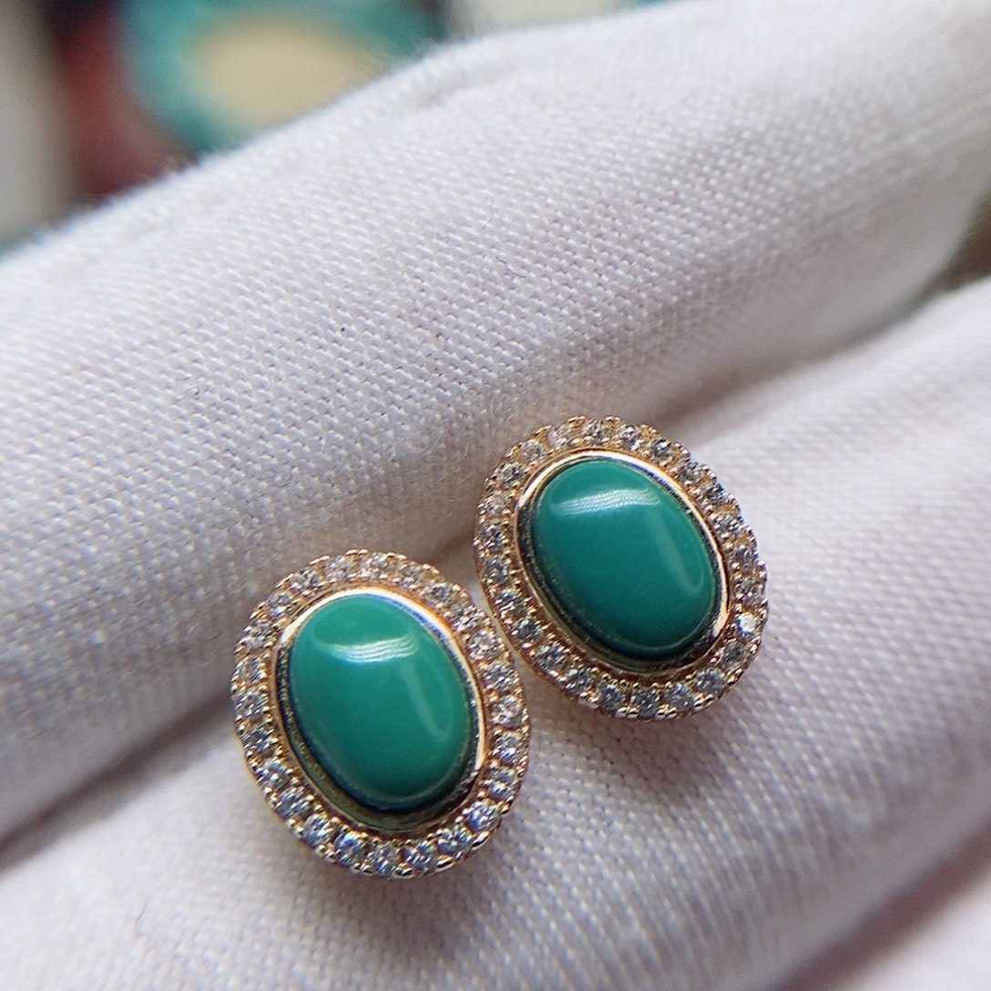 未镶嵌绿松石高瓷高绿精美耳钉