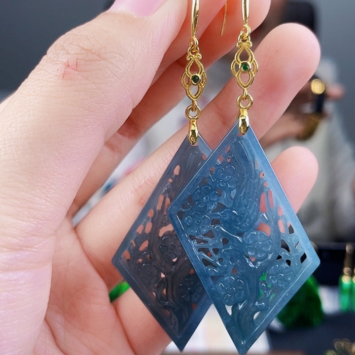 翡翠耳饰未镶嵌饰品