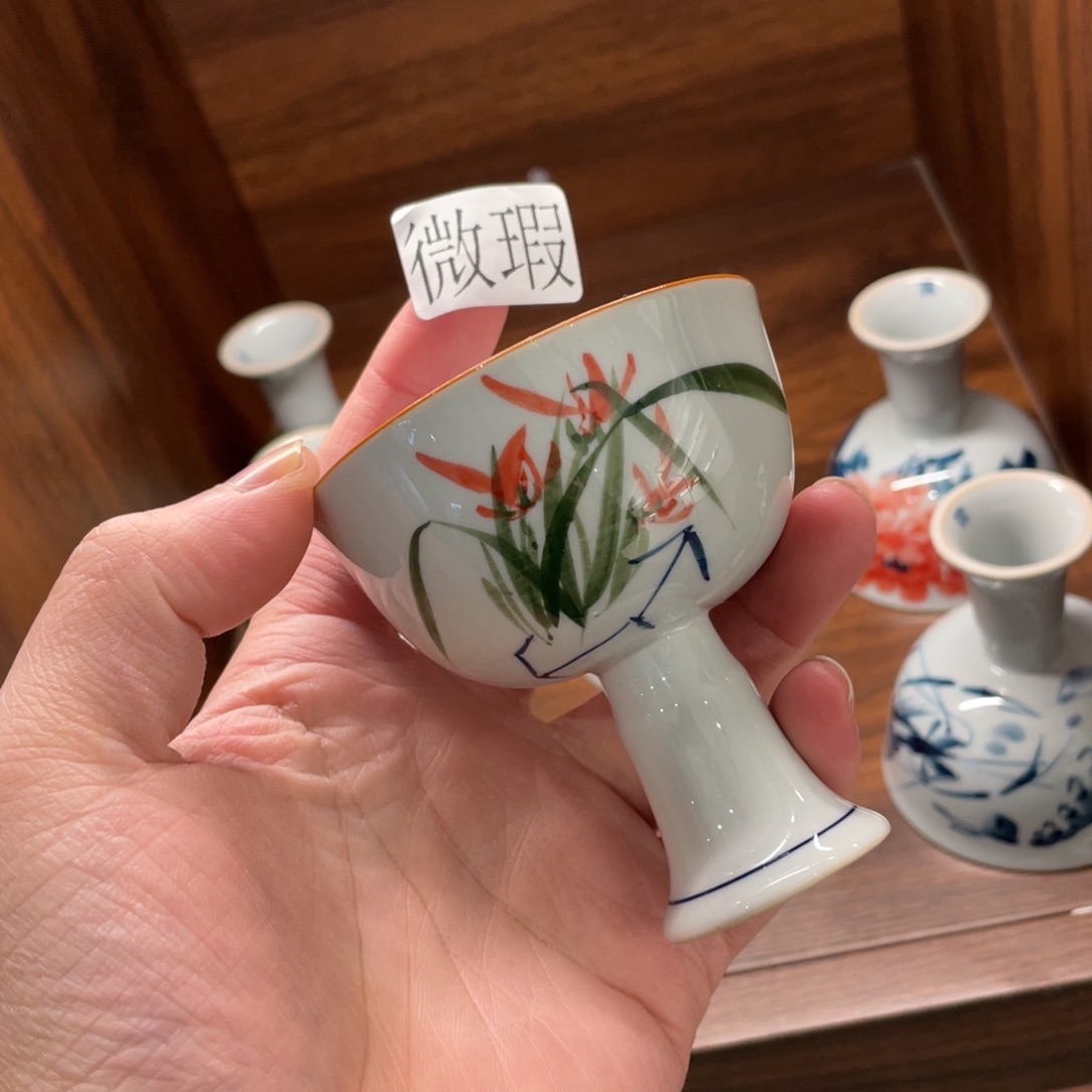 釉下手绘茶具微瑕