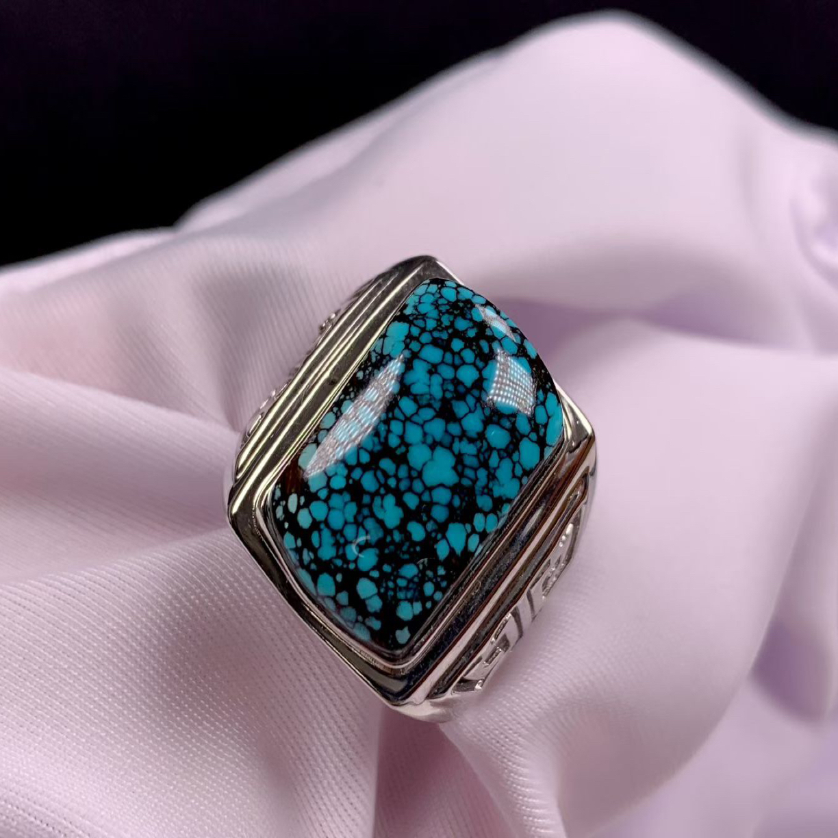 湖北十堰原矿绿松石高瓷乌蓝花925银镶嵌男戒12x18.2mm