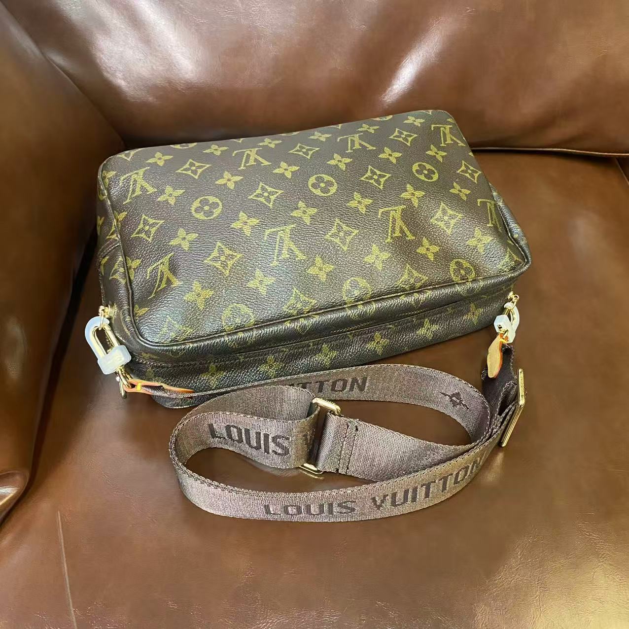 95新 LouisVuitton/路易威登 二弟/橙15/9124/单肩包