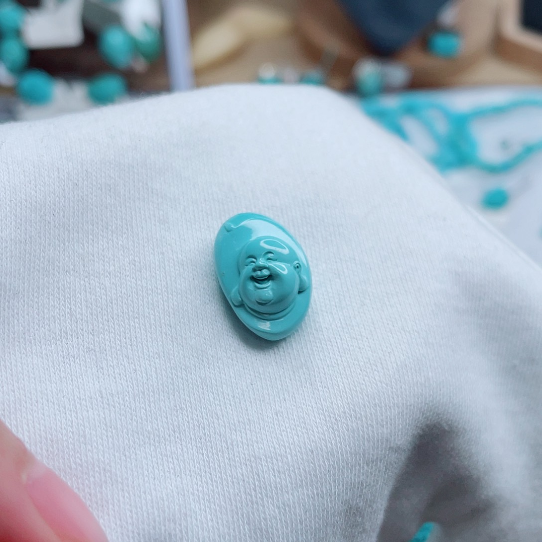 宁****绿松石未镶嵌绿松石