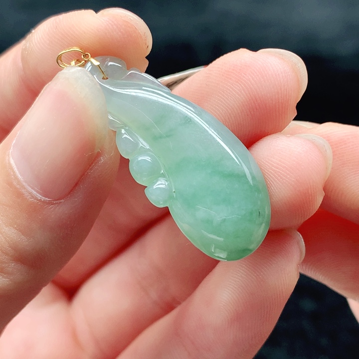 翡翠18K金镶嵌挂件天然翡翠七天鉴赏