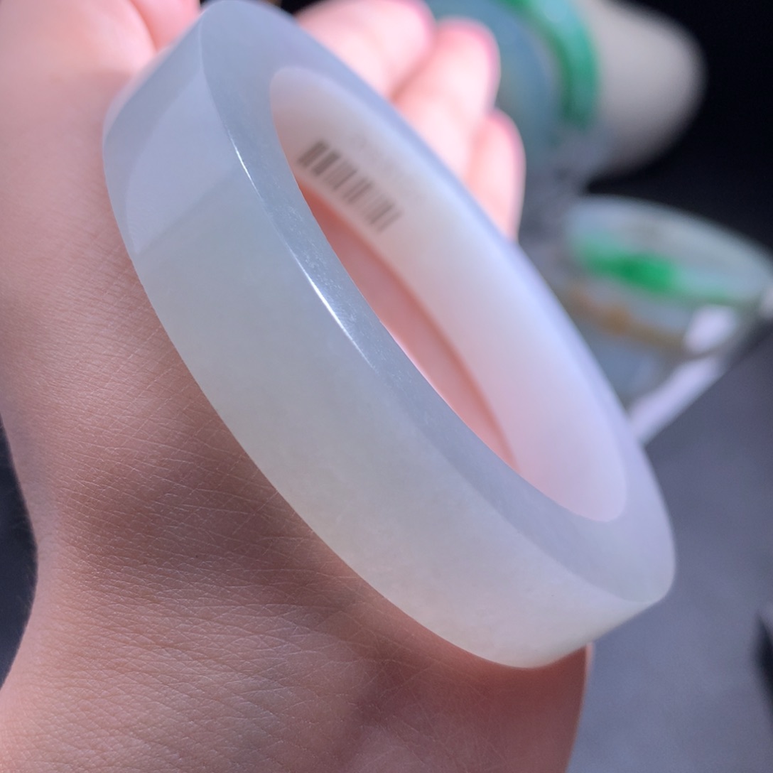 未镶嵌翡翠定制翡翠白月光
