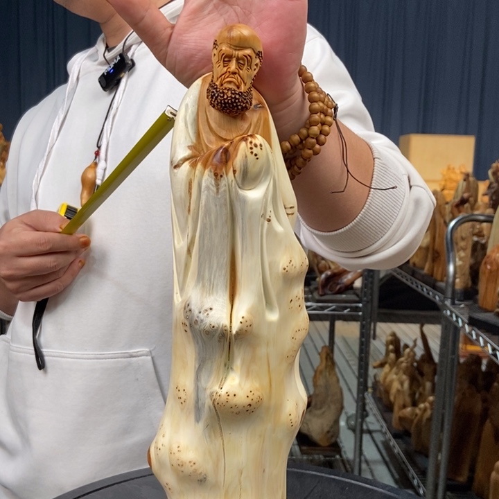 柏木（崖柏）随型摆件