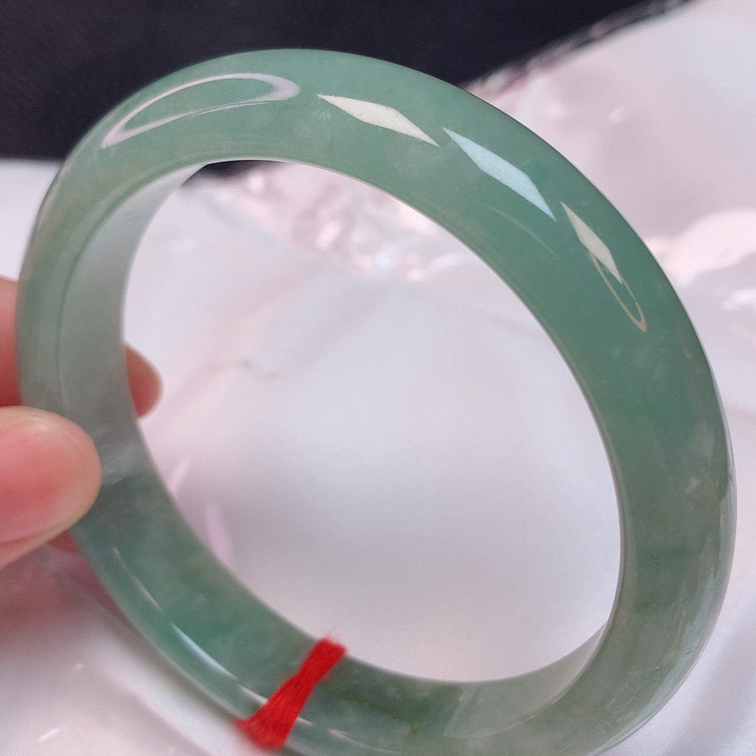 翡翠手镯未镶嵌63 翡翠手镯