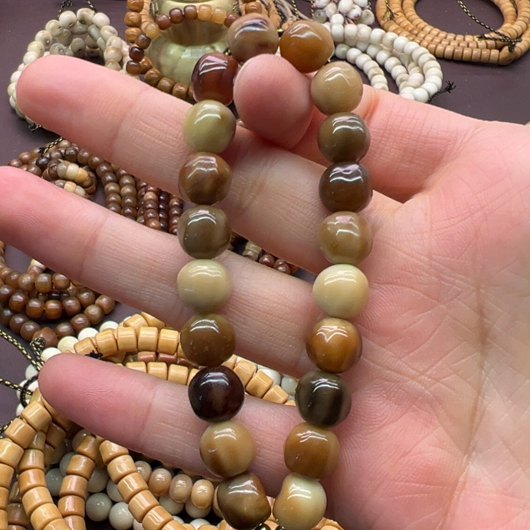 雪***)吊坠龙脊菩提原籽