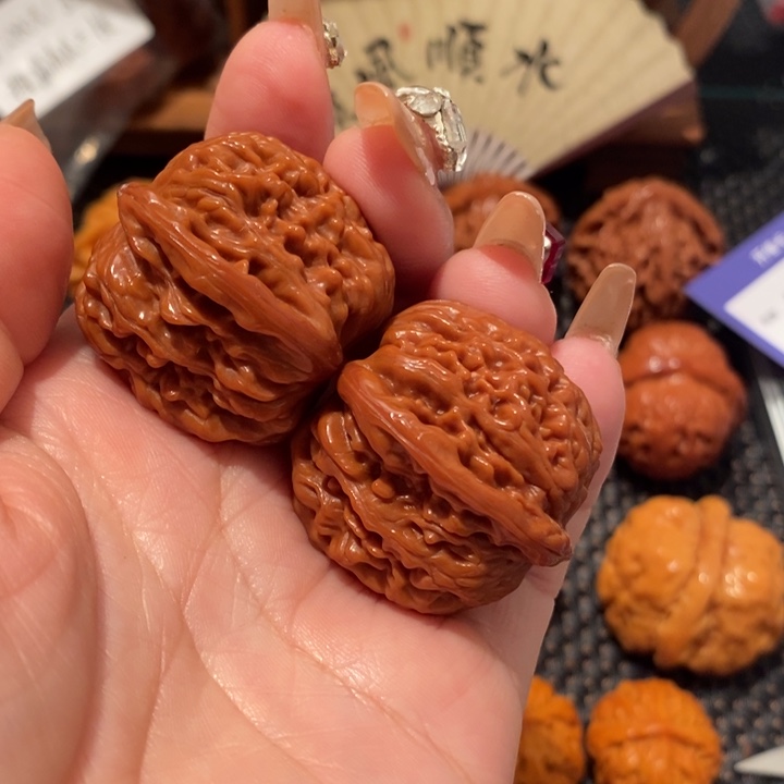 文玩核桃吊坠33四座楼586