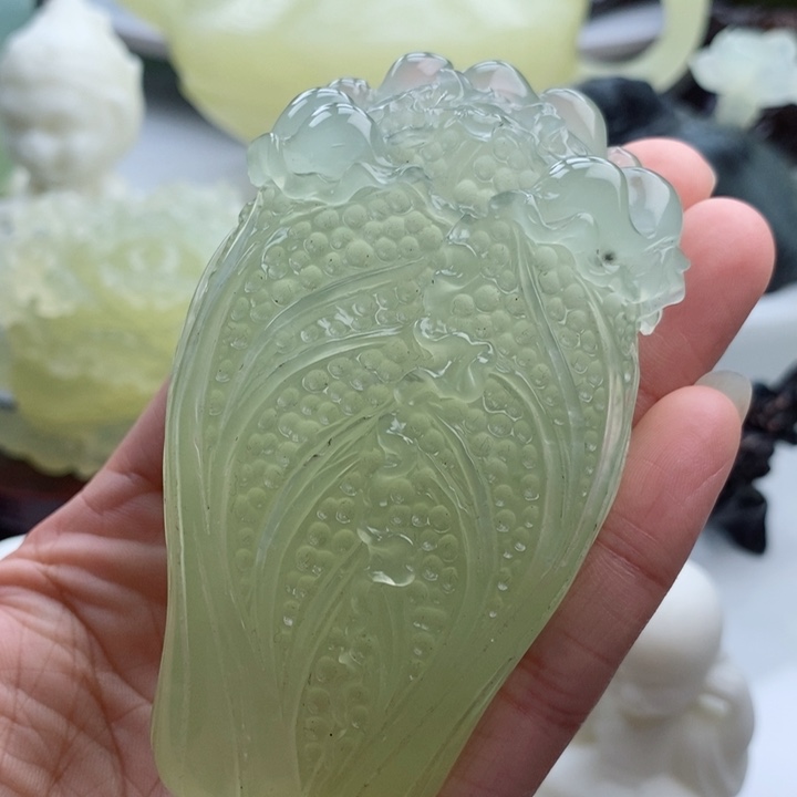 岫玉四大名玉手把件未镶嵌