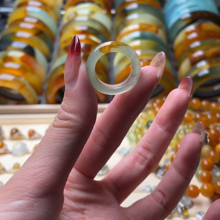 蛇纹石玉手镯未镶嵌16