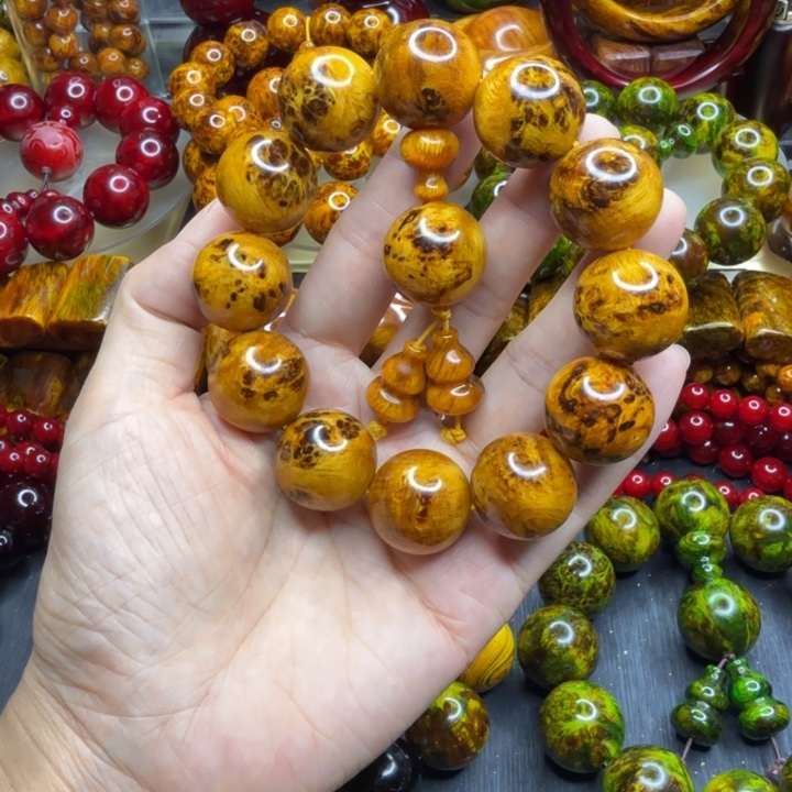 松木琥珀木文玩手串