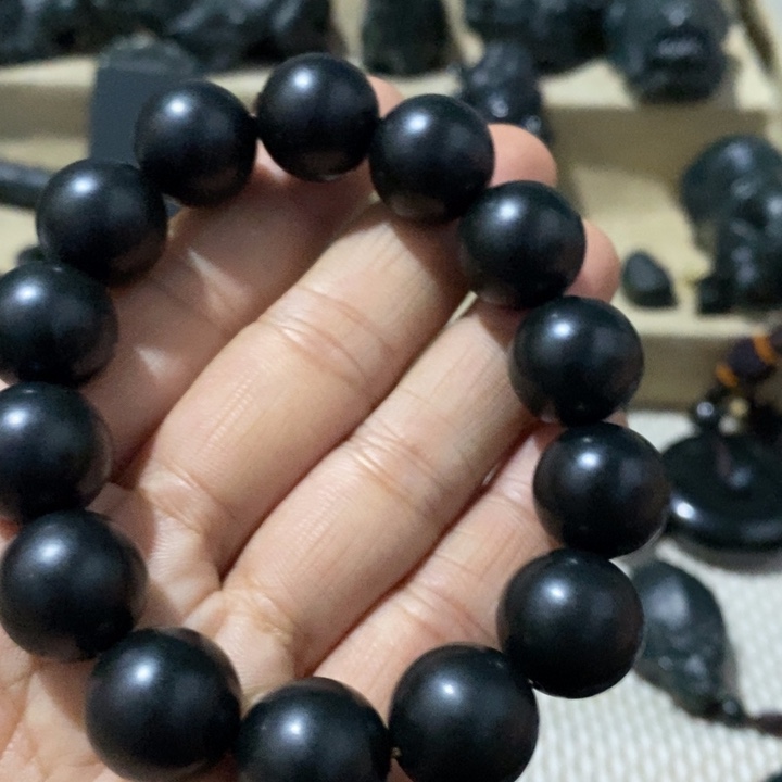 和田玉手串未镶嵌