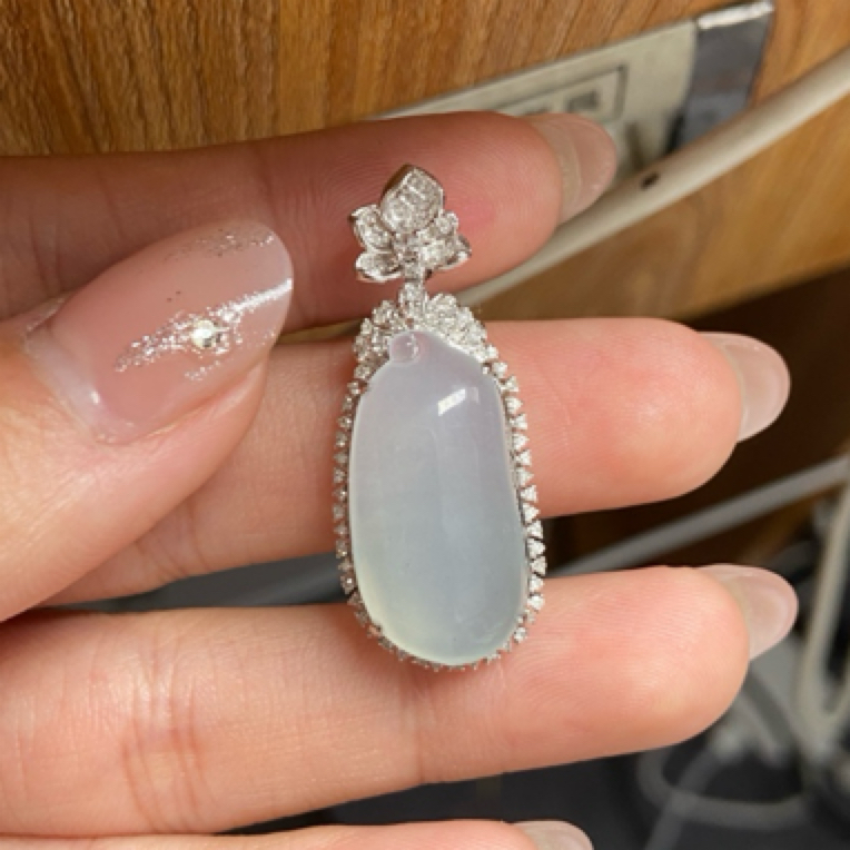 天然缅甸A货翡翠-冰福瓜吊坠