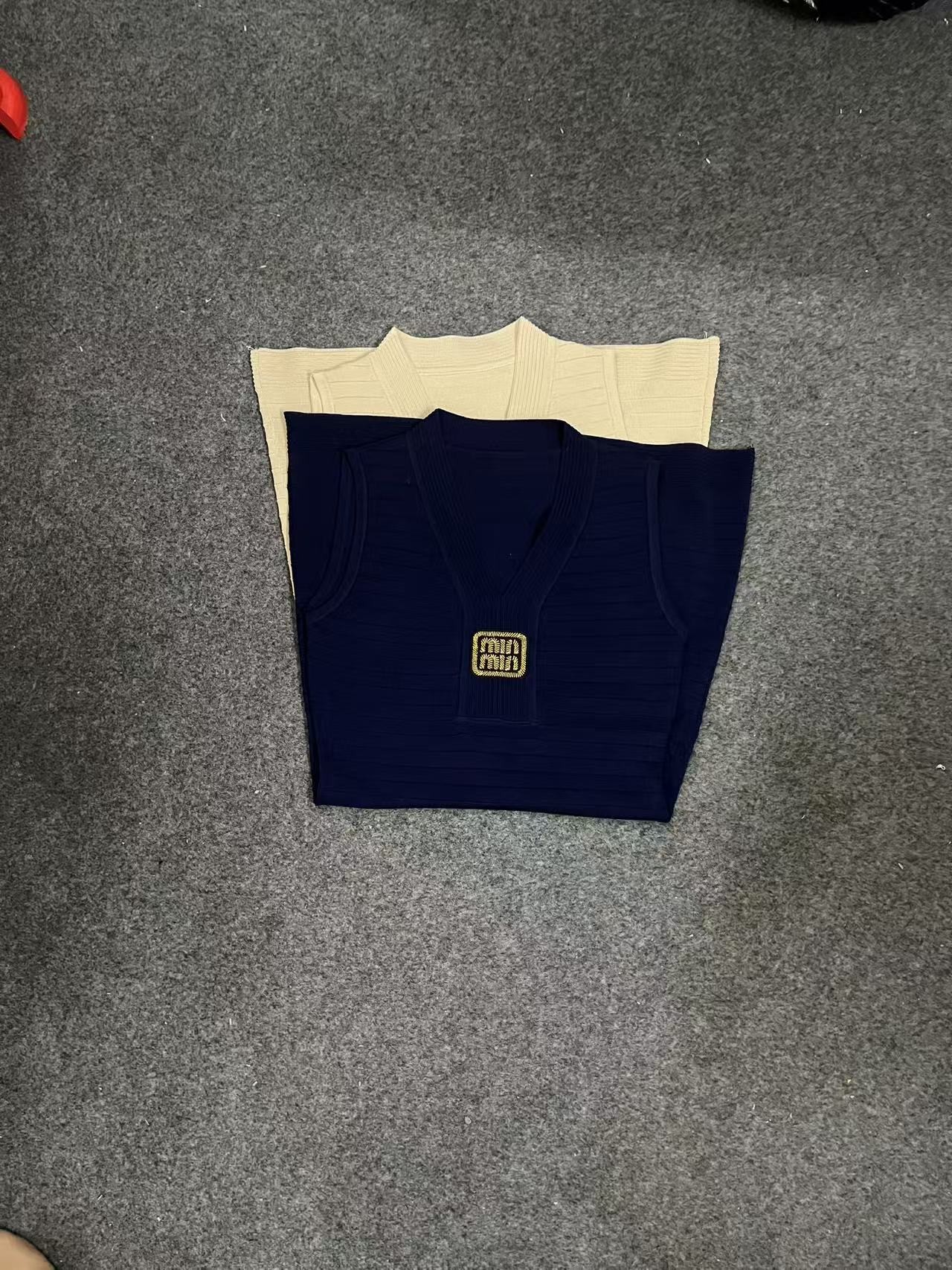 A175号 2025新款时尚百搭女装小缪连衣裙