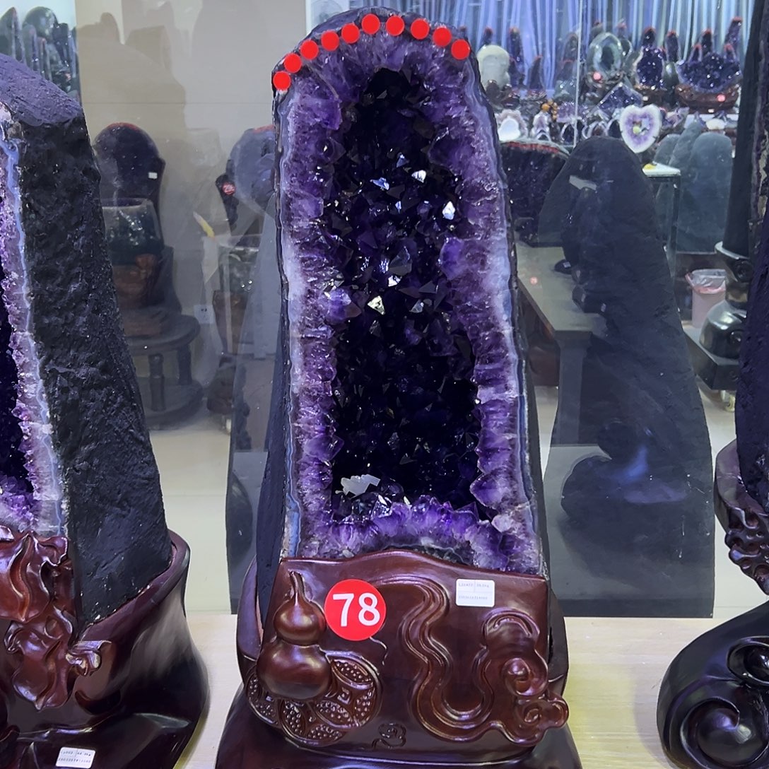 紫晶未镶嵌大型摆件（非配饰）