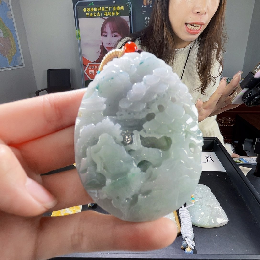 颈饰未镶嵌翡翠翡翠