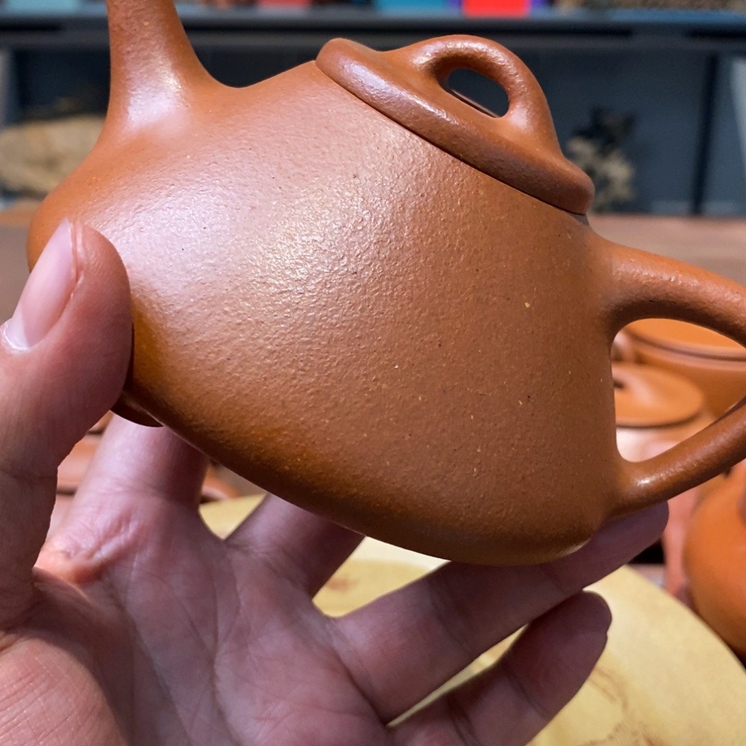 紫砂茶壶?**薄宜兴紫砂壶