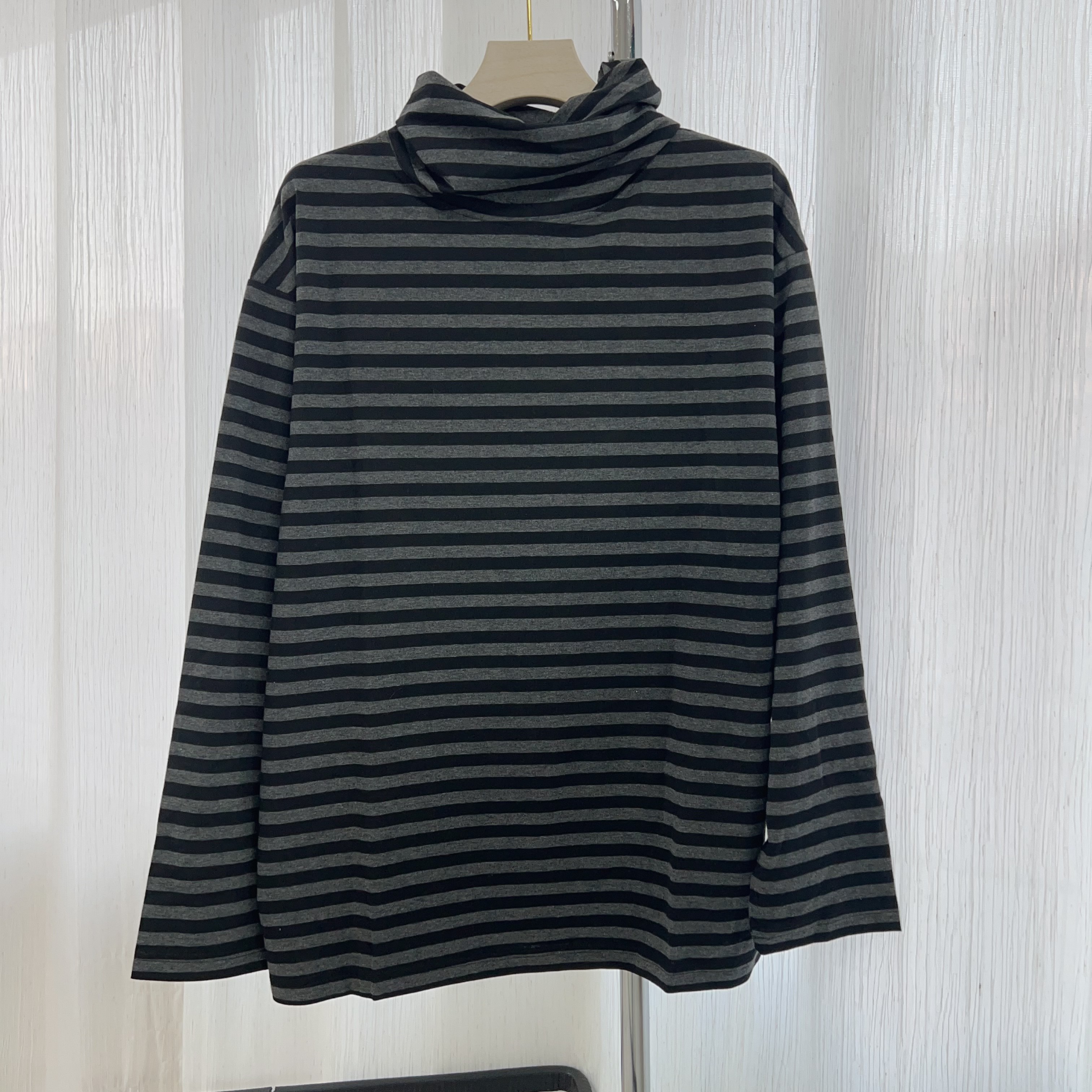 螺旋堆积感高领T 海军条纹宽松廓形长袖T恤 21217