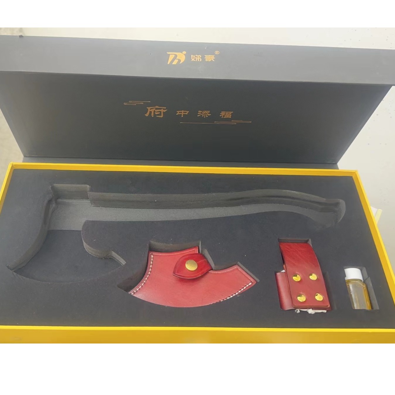 娣豪紫光檀雕刻手柄405mm总长弯把