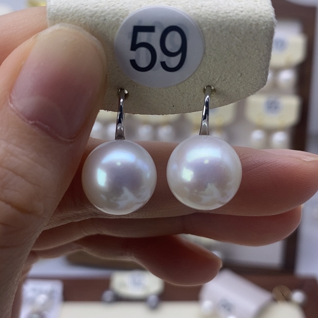 淡水珍珠银S925镶嵌耳饰