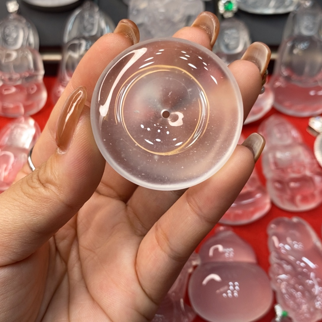 简***晴石英质玉未镶嵌吊坠