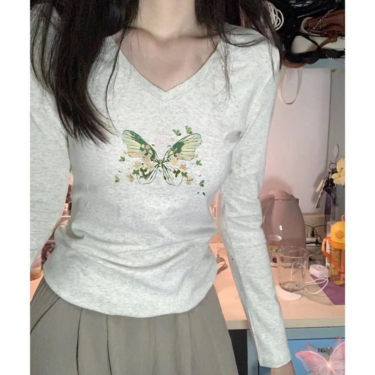 美式秋季新款德绒正肩修身V领长袖T恤ins百搭显瘦辣妹印花上衣女
