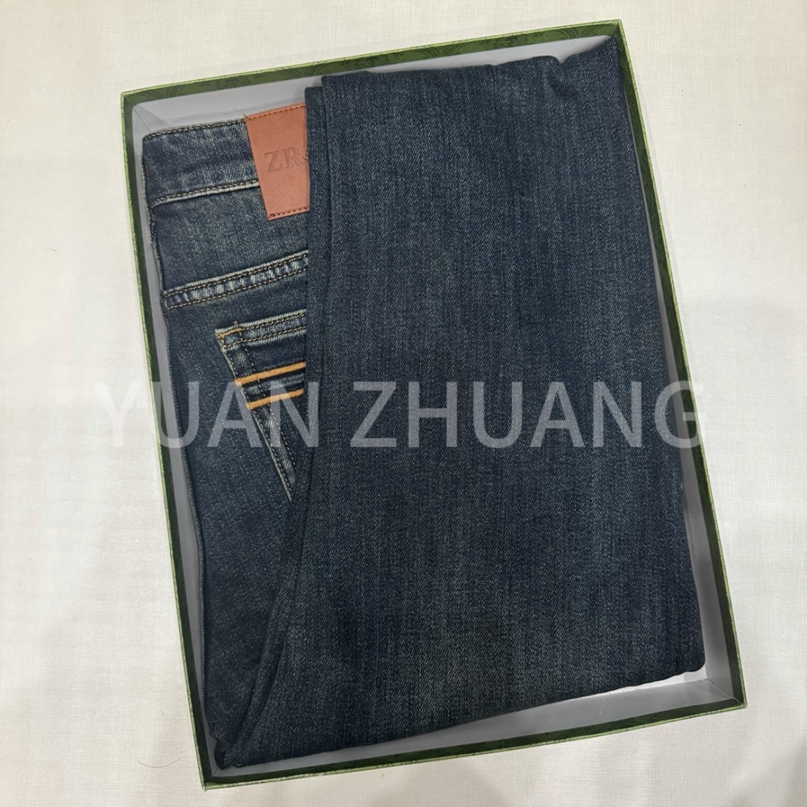 爆（小Z85518）秋冬新款男士欧货时尚百搭轻奢中腰小直筒洗水牛