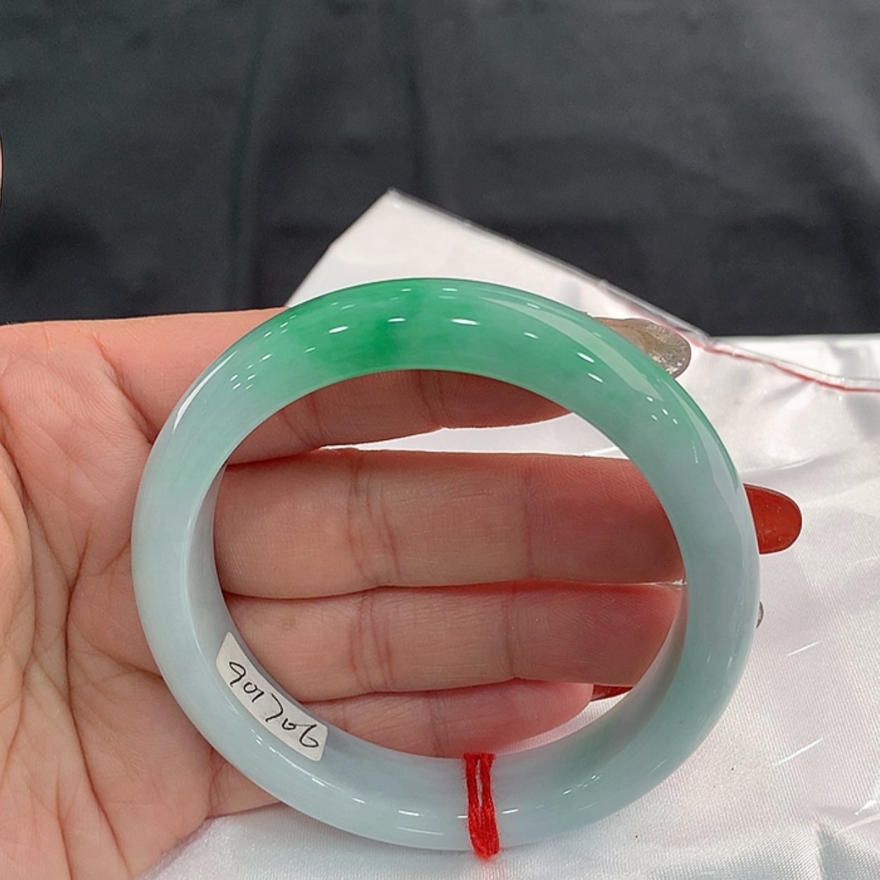 【闪购商品】翡翠手镯未镶嵌59，58/59