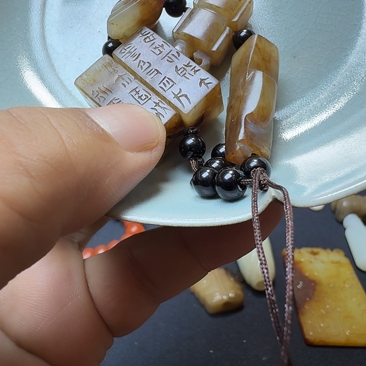 弘***东摆件瓷玉11111111111111111