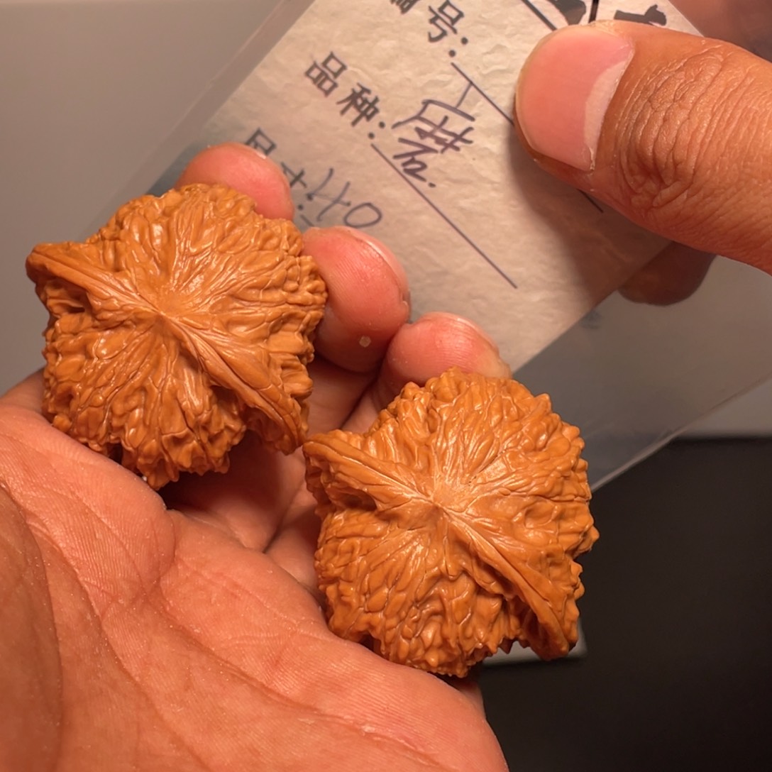 文玩核桃吊坠文玩核桃