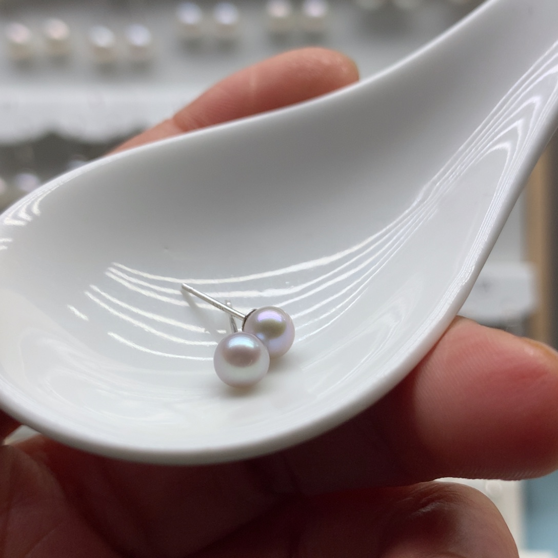 银S925镶嵌耳饰淡水珍珠