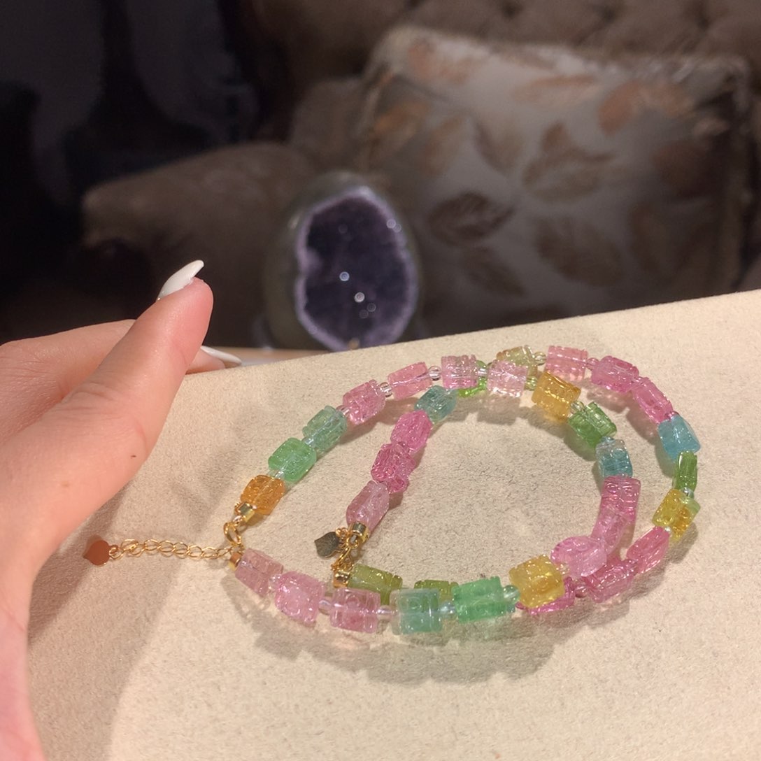 碧玺多样性发货一件未镶嵌