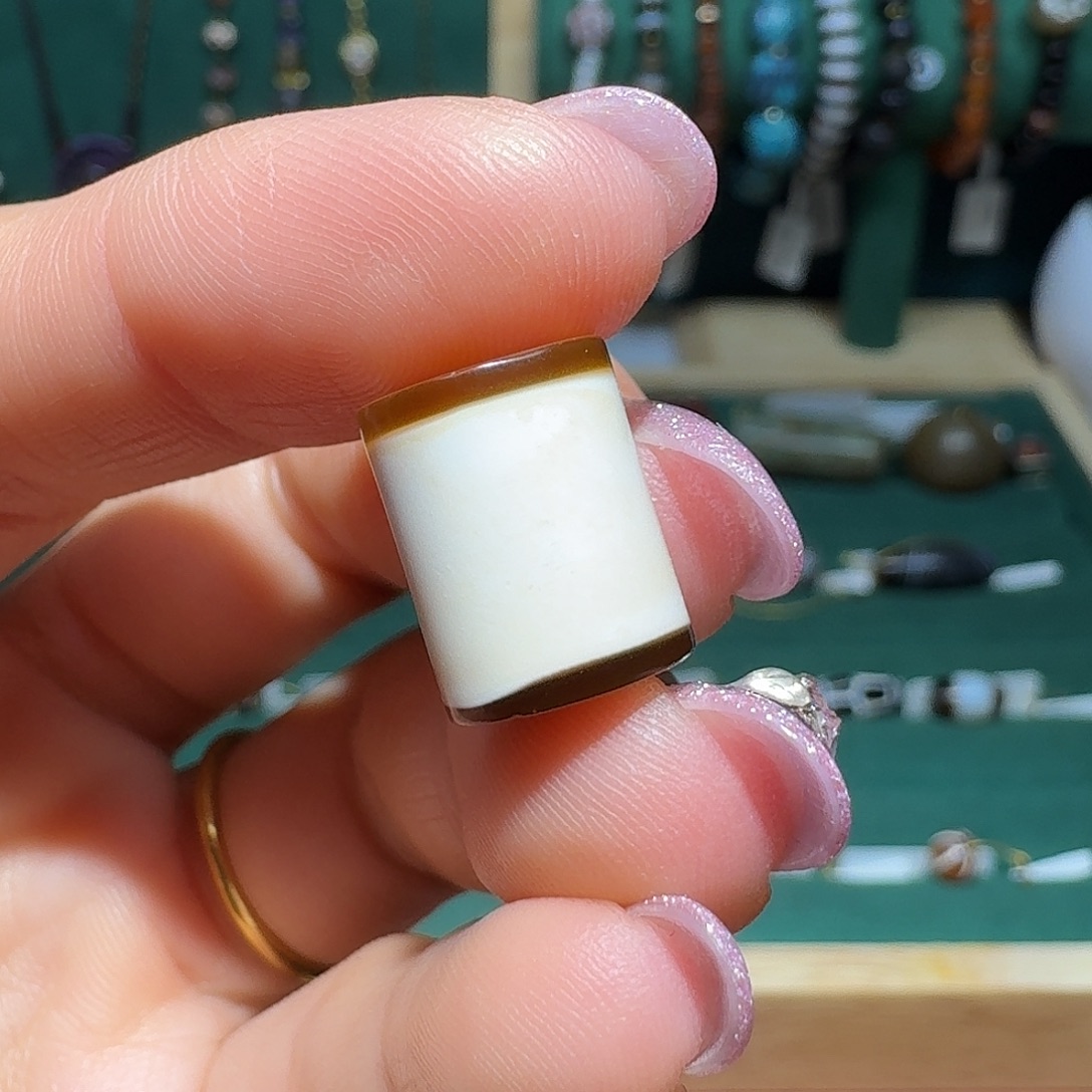 玛瑙/玉髓未镶嵌珠宝半成品10.6*13.3mm