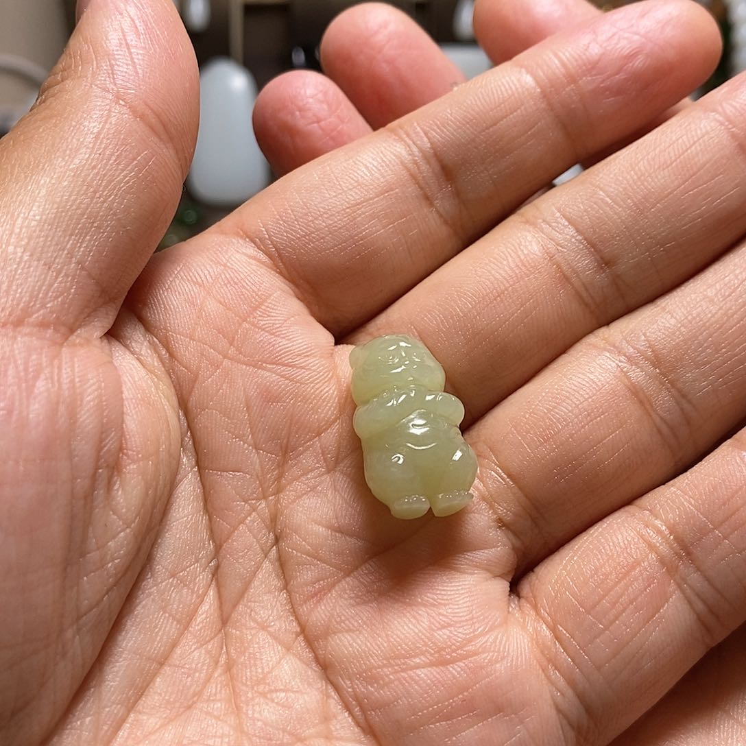 和田玉挂件未镶嵌菟****˖