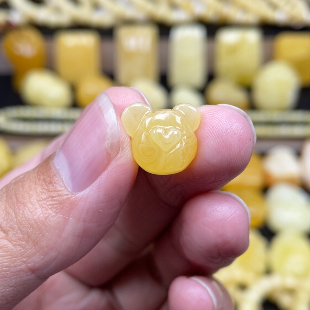 琥珀未镶嵌裸石琥珀蜜蜡