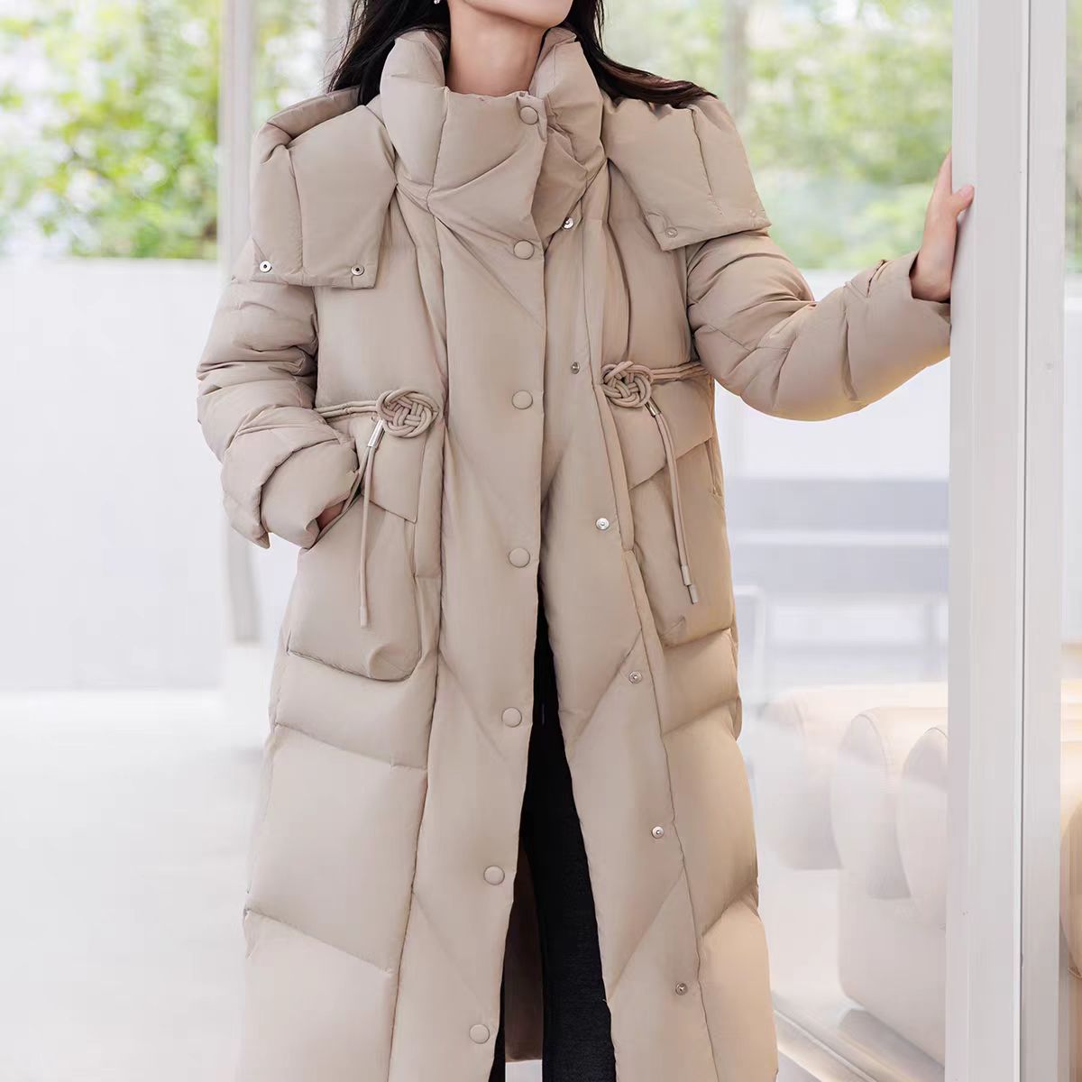 2025新款时尚休闲羽绒服