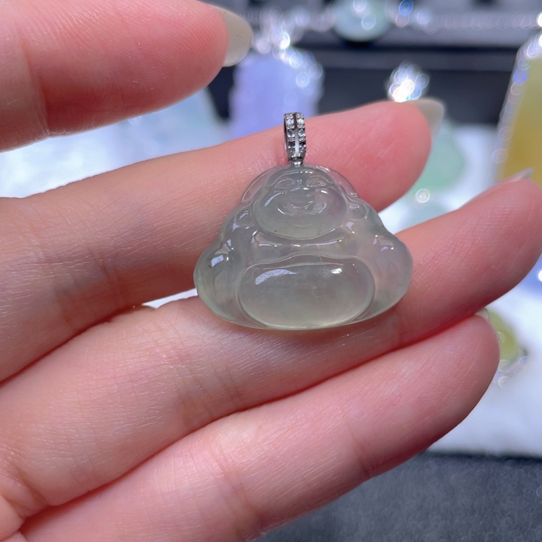 翡翠18K金镶嵌颈饰翡翠