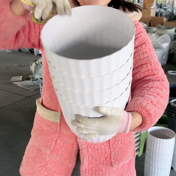 塑料瑕疵竖纹4#白色4个无托