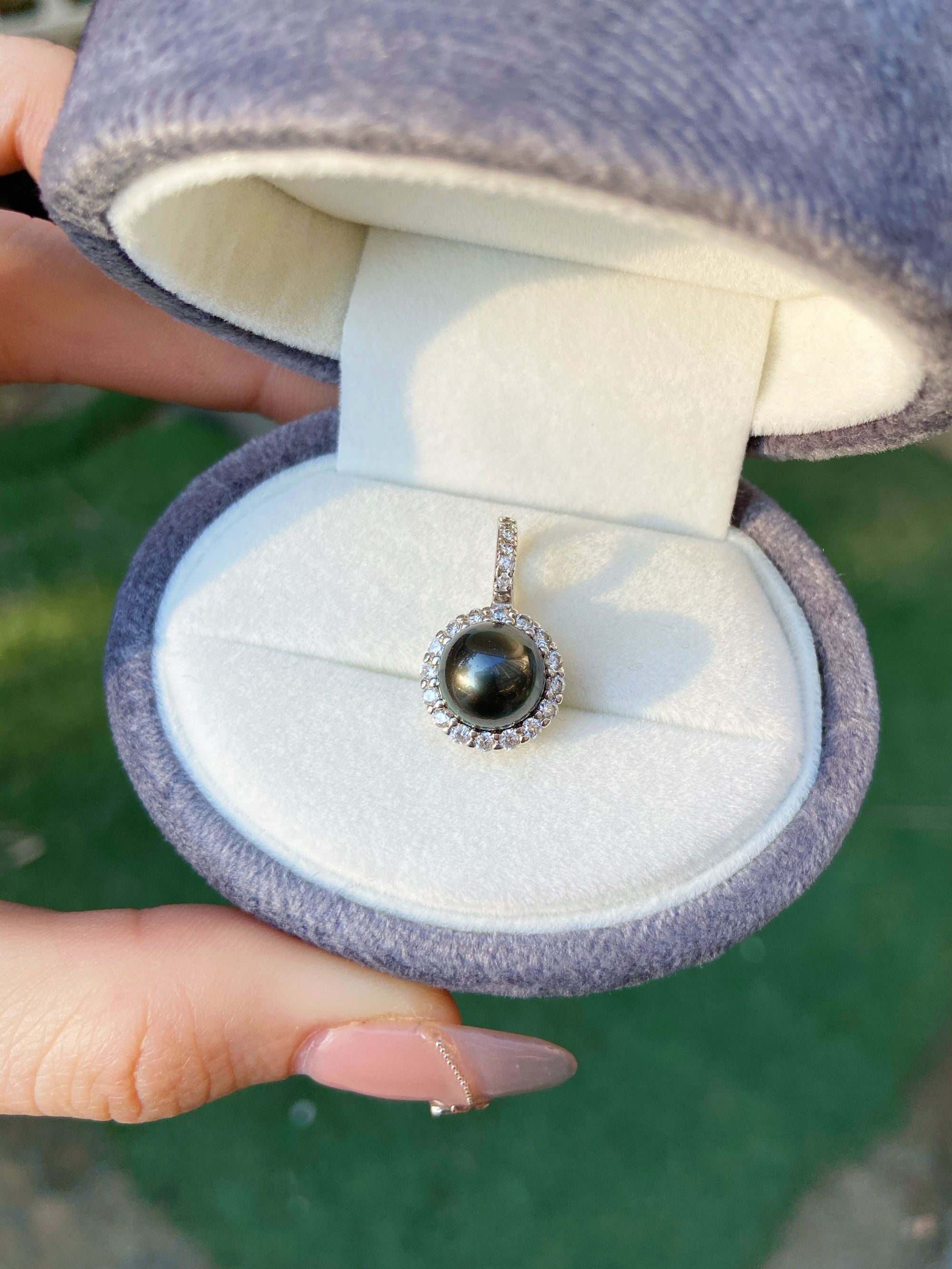 正品海水珍珠大溪地黑珍珠时尚太阳花吊坠（多样性发一）