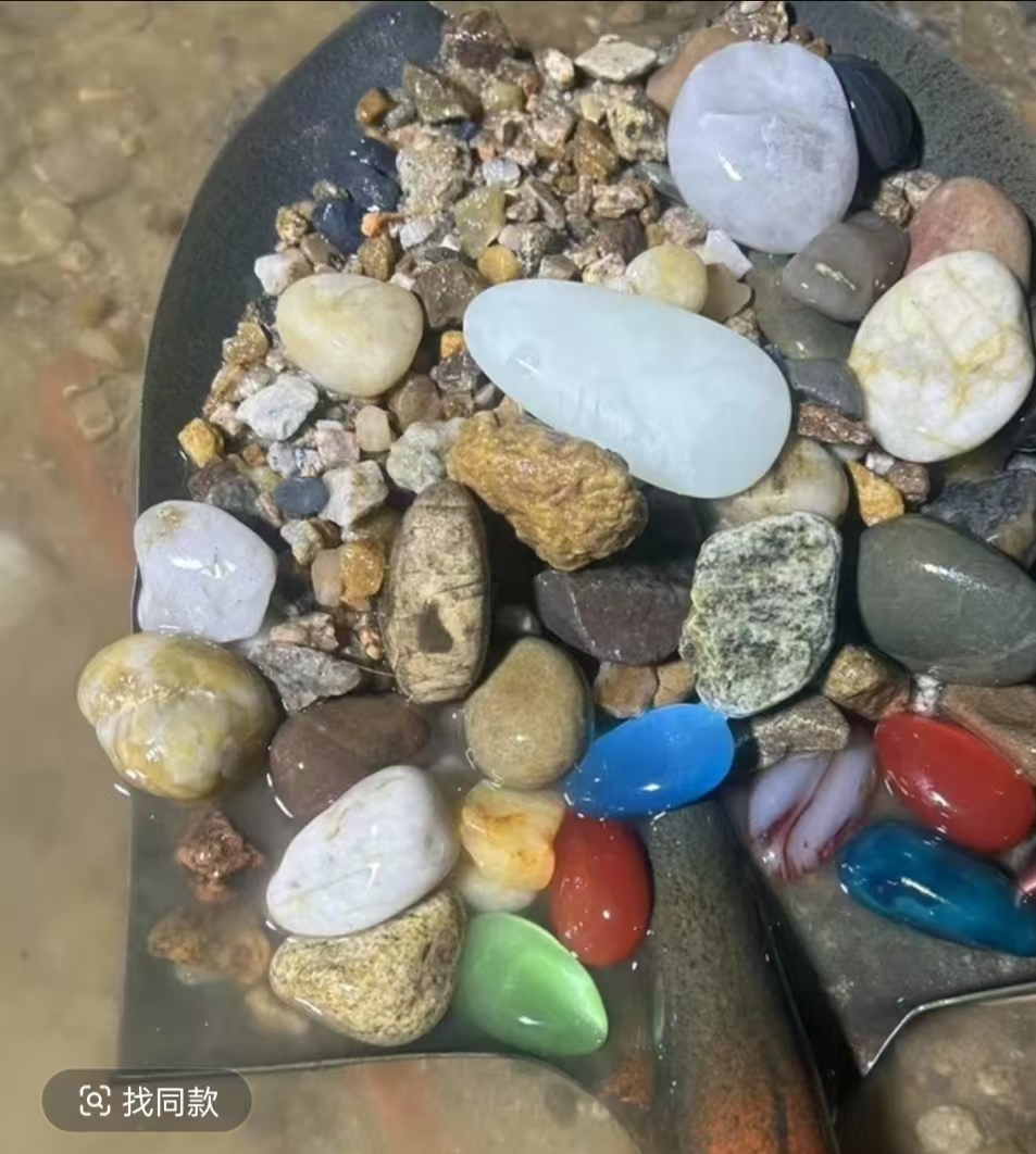 新疆和田奇石盆景石多样性