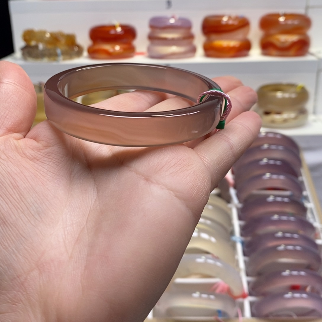 玛瑙/玉髓未镶嵌手镯