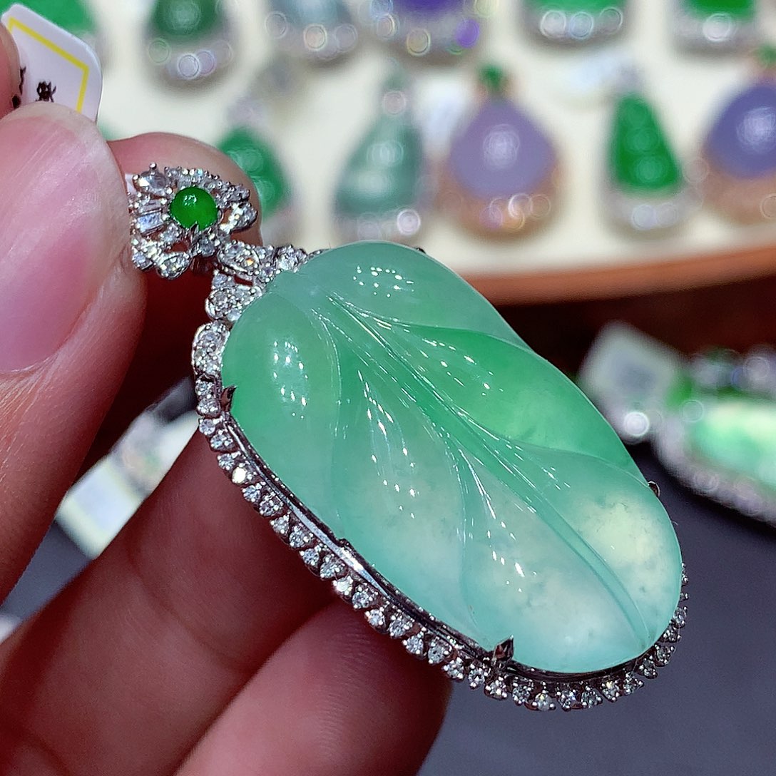 翡翠18K金镶嵌吊坠(不含链)