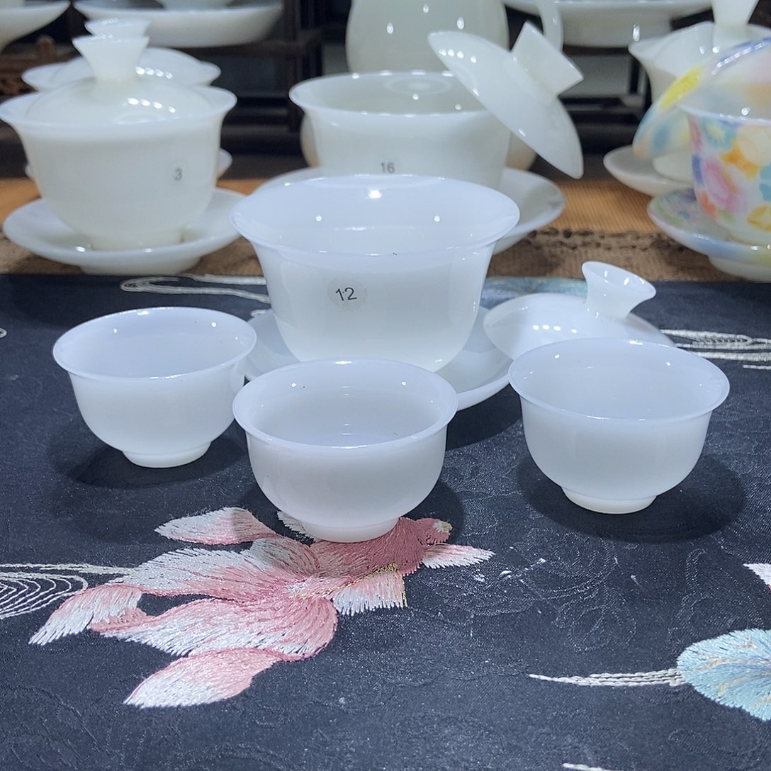 在家干了啥呀啊这不是还说不用你